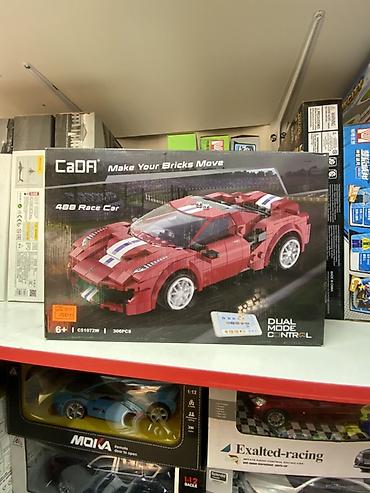красный страитель: Конструктор CaDA 488 Race Car, модель C51072W. Набор для сборки — 1