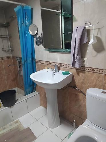 Үйлөрдү ижарага берүү: 60 м², 3 бөлмө — 3