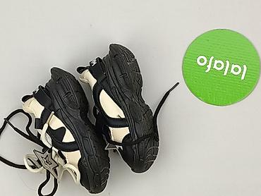 bluza bdf: Buty sportowe 22, Używany — 3