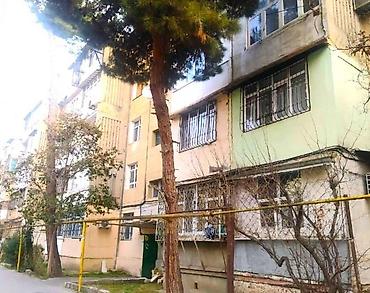 naxcıvan: Bakı, 8-ci kilometr, 3 otaqlı, Köhnə tikili, m. Neftçilər, 70 kv. m — 3