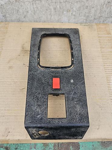 1981: Сenter console Mercedes-Benz 1981 г., Б/у, Оригинал, Германия — 2