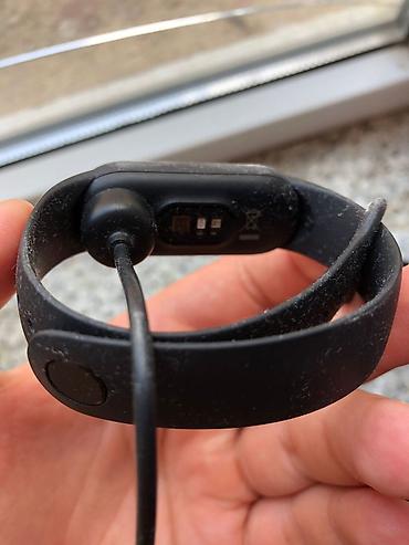 xiaomi mi band 1: Xiaomi Mi Band 5/6 tipli fitness qolbağı - Rəng: qara, silikon qayış — 8