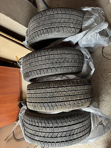 Комплект зимних шин без шипов (4 шт.) Размер: 215/55 R16 Индекс