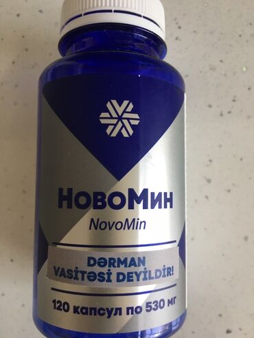 uni c: NovoMin qablaşdırılmış kapsullar. Qablaşdırmada 530 mq olan 120 kapsul