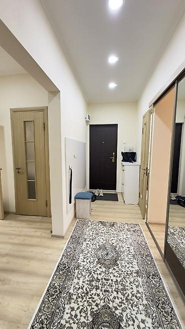 Долгосрочная аренда квартир: 3 комнаты, Риэлтор, Без подселения, С мебелью полностью — 12