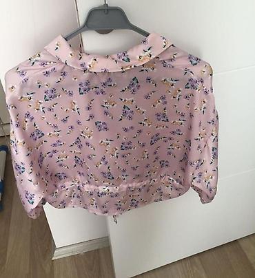 Личные вещи: Cox gozel crop bluz🌸. Bir defe geyinilib. Razmer S. Красивая — 2