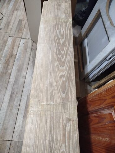 унитазы в баку цены: Laminat satılır. 25 kvadrat. Hamısı birgə 130 azn. Ünvan Razin*Zeynəb1