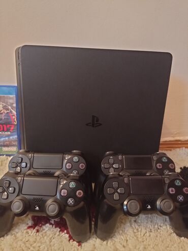 PS4 (Sony Playstation 4): Salam PlayStation 4 slim satılır ✨dəyərindən ucuz satılır hec bir