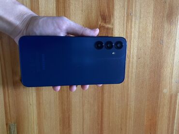 телефоне самсунг: Samsung Galaxy A25, Б/у, 256 ГБ, 2 SIM