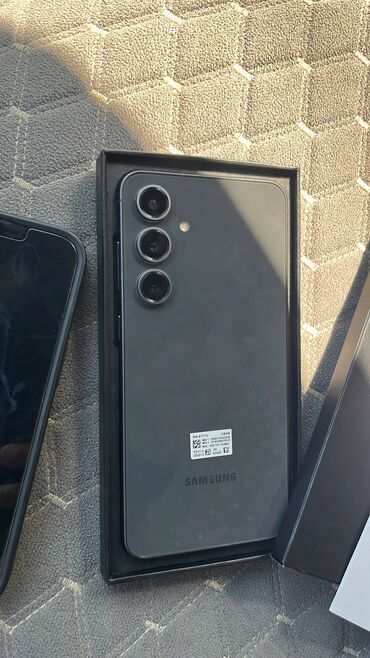телефон бву: Samsung Galaxy S24 FE, Колдонулган, 128 ГБ