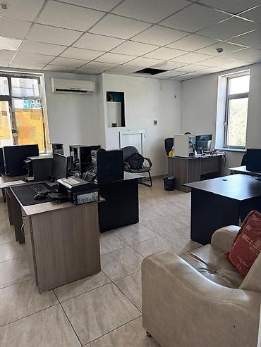 Недвижимость: Сдаю The entire office: 60 м², Другой тип здания, С ремонтом, С отдельным входом — 2