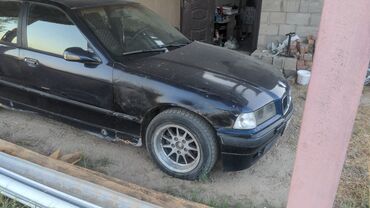 беха машина: BMW 3 series: 1991 г., 1.6 л, Механика, Бензин, Седан