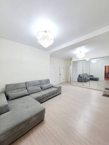 фрунзе панфилова: 3 комнаты, 82 м², Элитка, 2 этаж, Евроремонт