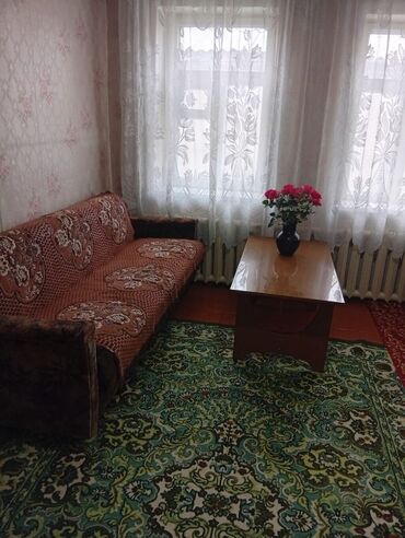 Долгосрочная аренда домов: 40 м², 2 комнаты, Утепленный, Бронированные двери, Балкон застеклен