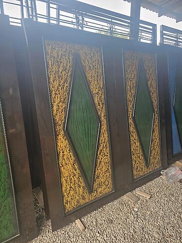 plastic qapi: Butun Dəmir Darvazalar və ya həyət qapısı pult ilədə var. Balkon — 6