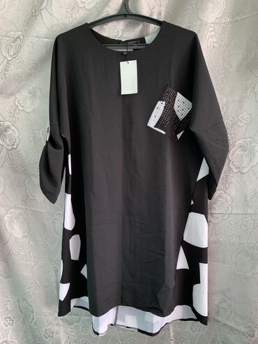 продаю спортивные костюмы: Повседневное платье, Лето, Длинная модель, 5XL (EU 50)