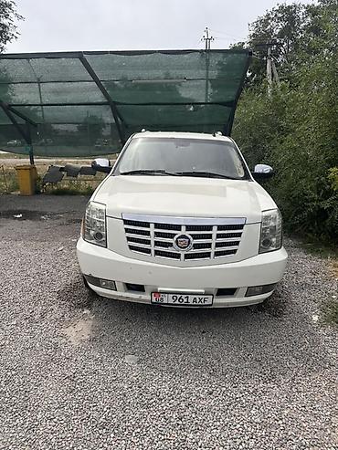 82 2: Cadillac Escalade: 2006 г., 6.2 л, Автомат, Бензин, Внедорожник — 3