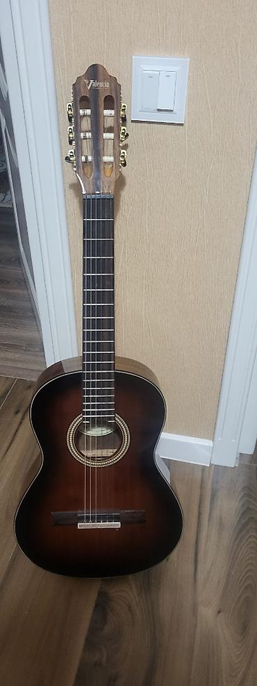 Гитары: Valencia klassik gitara – model VC563BSB (Made in Indonesia), seriya — 1