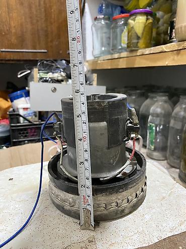Оборудование для производства: Tozsoran Matoru 1200 watt 2 ədəd var . Balaca 25 azn - Böyük 35 azn — 6