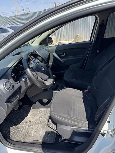 logan: Renault Logan: 2017 г., 1.6 л, Автомат, Бензин, Седан — 5