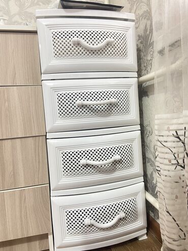 шкаф для документов металлический: Комоды для одежды
4 полки
В отличном состоянии