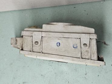 Противотуманные фары: Правая противотуманная фара Volkswagen 1994 г., Б/у, Оригинал, Германия — 6