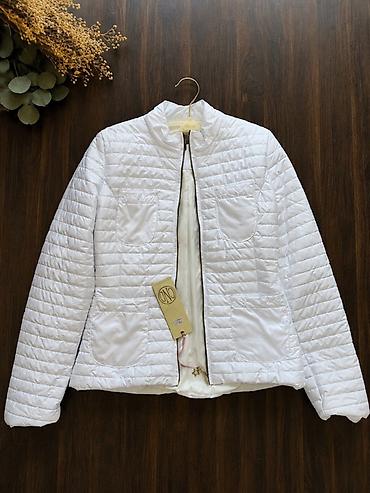 brend geyim: YENİDİR!!! 38 razmer qalıb Qadınlar üçün ağ, yüngül quilted qısa — 1
