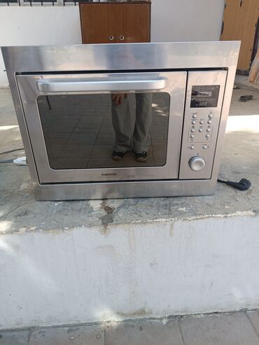 Hummer: Mikrodalğalı soba Hotpoint-Ariston, Quraşdırılan, Mikrodalğalar ilə, rəng - Boz