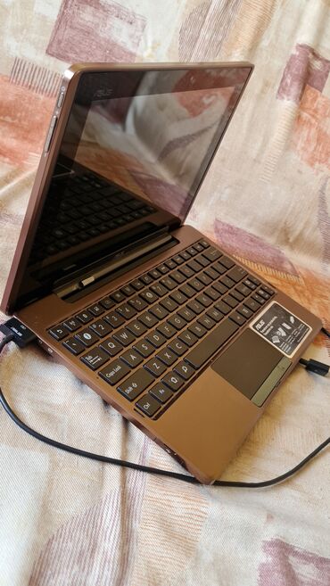 ASUS: ASUS Transformer Book – hibridni uređaj (tablet + dok tastatura) kao — 1