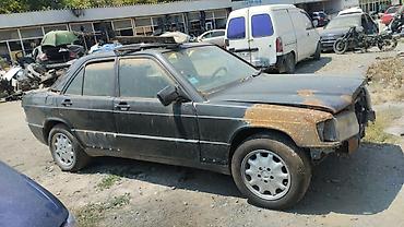 mercedes 126: Mercedes-Benz 190, 1990 il, İşlənmiş — 2