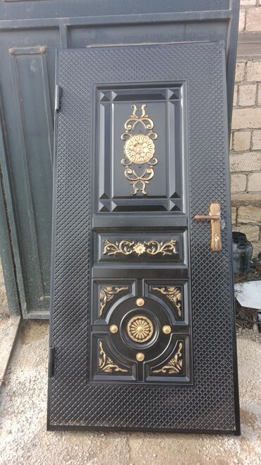 Giriş qapıları: Yeni Giriş qapısı Zamok və çərçivə ilə, Zəmanətli, Pulsuz quraşdırma, Ödənişli çatdırılma -da lalafo.az — 3 Giriş qapıları: Yeni Giriş qapısı Zamok və çərçivə ilə, Zəmanətli, Pulsuz quraşdırma, Ödənişli çatdırılma — 3