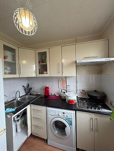 2 8: 3 комнаты, 57 м², 6 мкр 104 серия, 4 этаж, Евроремонт — 7