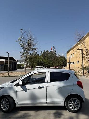 solaris accent: Chevrolet Spark: 2019 г., 1 л, Автомат, Бензин, Хэтчбэк — 6
