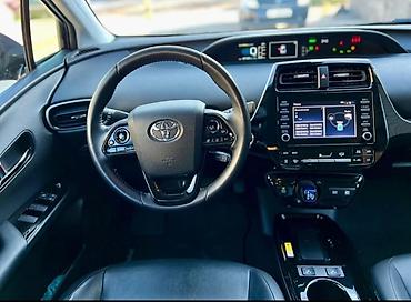Toyota Prius: 2020 г., 1.8 л, Вариатор, Гибрид, Хэтчбэк — 5