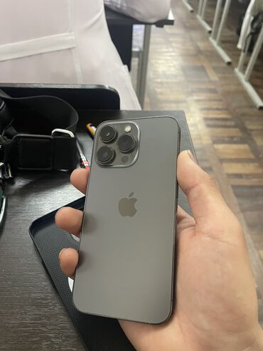 Apple iPhone: IPhone 13 Pro, Б/у, 512 ГБ, Black Titanium, Чехол, Коробка, 77 %