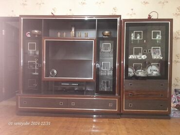 стол для конференций: TV altlığı