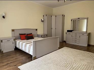 Долгосрочная аренда домов: 200 м², 4 комнаты — 25