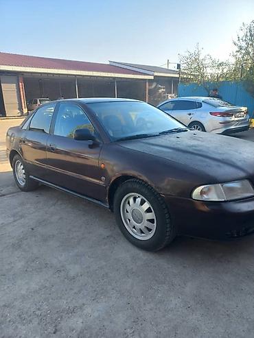 крышка ауди: Audi A4: 1996 г., 1.8 л, Механика, Бензин, Седан — 2