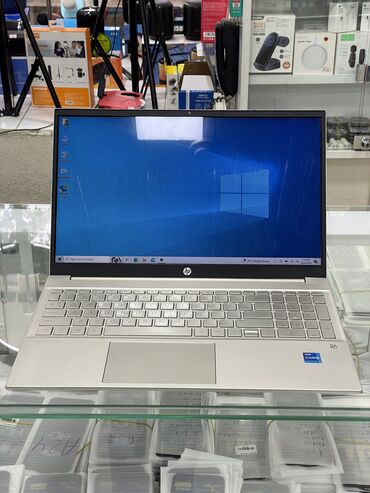 HP: İşlənmiş HP Pavilion, 15.6 ", Intel Core i5, 256 GB, Ünvandan götürmə, Pulsuz çatdırılma