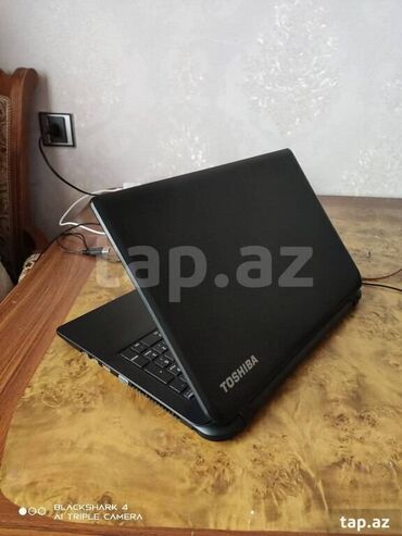 Kompüter ehtiyyat hissələri: İşlənmiş Toshiba, 15.4 ", Intel Core i3, 512 GB, Ünvandan götürmə