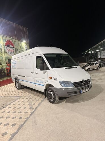 Mercedes-Benz Sprinter фургон, длинная база и высокий кузов. Кузов: -