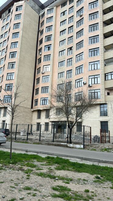 kyrgyzstan: Продаю Офис 188 м², С ремонтом, С мебелью, Многоэтажное здание, Цокольный этаж