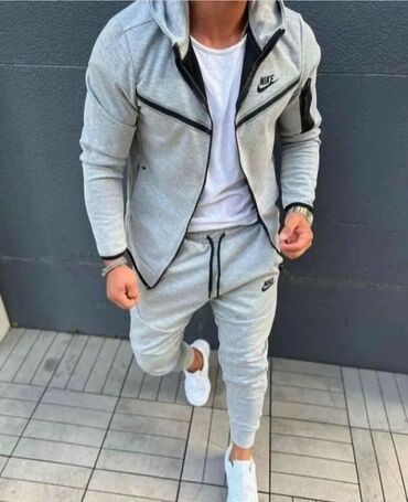 Gornji i donji deo: S m l xl xxl
3000 din 💦 — 13