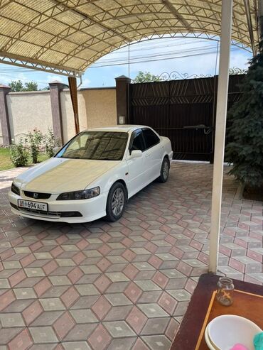 автомобили в расрочку: Honda Accord: 2001 г., 2 л, Автоматические, Бензин, Седан