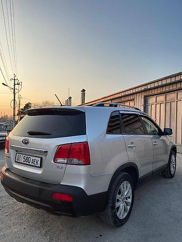 Kia: Kia Sorento: 2011 г., Кроссовер — 8