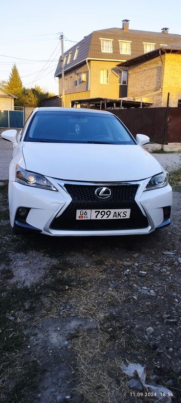 купить спринтер грузовой: Lexus CT: 2013 г., 1.8 л, Автомат, Гибрид, Купе