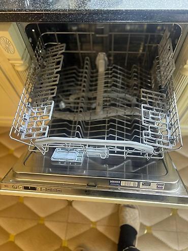 jack e4: Встраиваемая посудомоечная машина Hotpoint-Ariston - — 3
