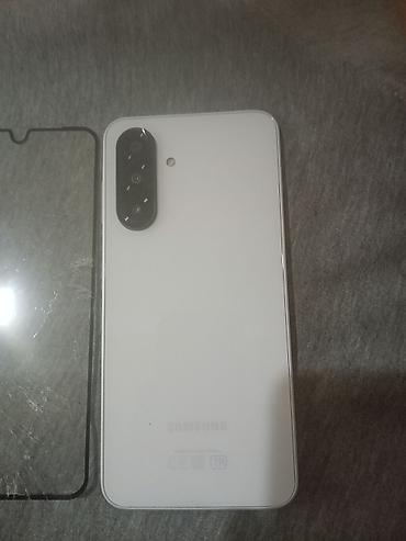 redmi mi 11 5g: Samsung Galaxy A26 5G, 256 GB, rəng - Ağ — 3