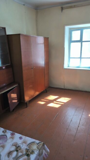 снять дом на длительный срок без посредников: 35 м², 3 комнаты, Подвал, погреб, Забор, огорожен