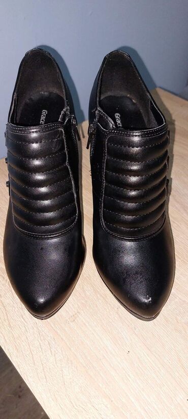 crvena jakna eko koza: Ankle boots, Graceland, 40